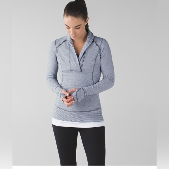 lululemon athletica Tops - Lululemon Think Fast gray pullover size 10